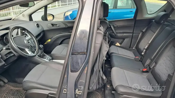 Opel Meriva 2013 photo 4