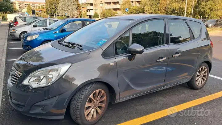 Opel Meriva 2013 photo 2