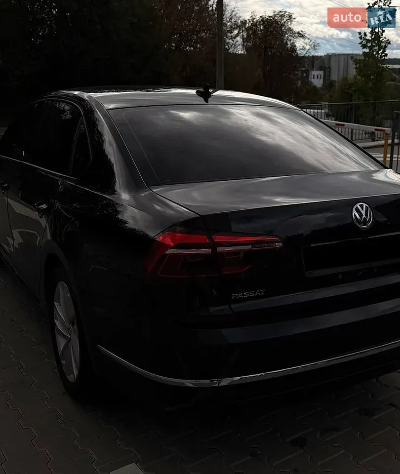 Volkswagen Passat 2018 photo 4