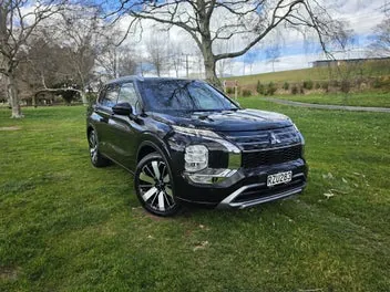 Mitsubishi Outlander 2026 photo 2
