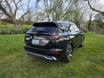 Mitsubishi Outlander 2026 photo 4