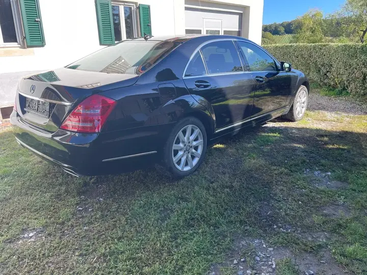 Mercedes-Benz S-Class 2013 photo 3