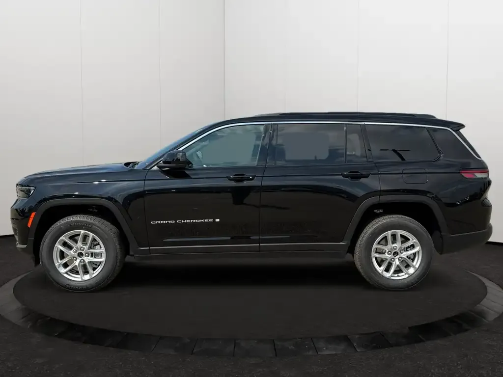 Jeep Grand Cherokee 2026 photo 2
