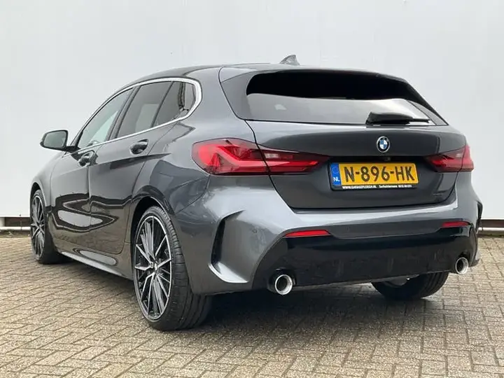 BMW 1Serie 2021 photo 2