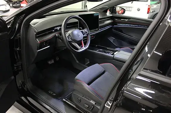 Volkswagen Id.7 2025 photo 2
