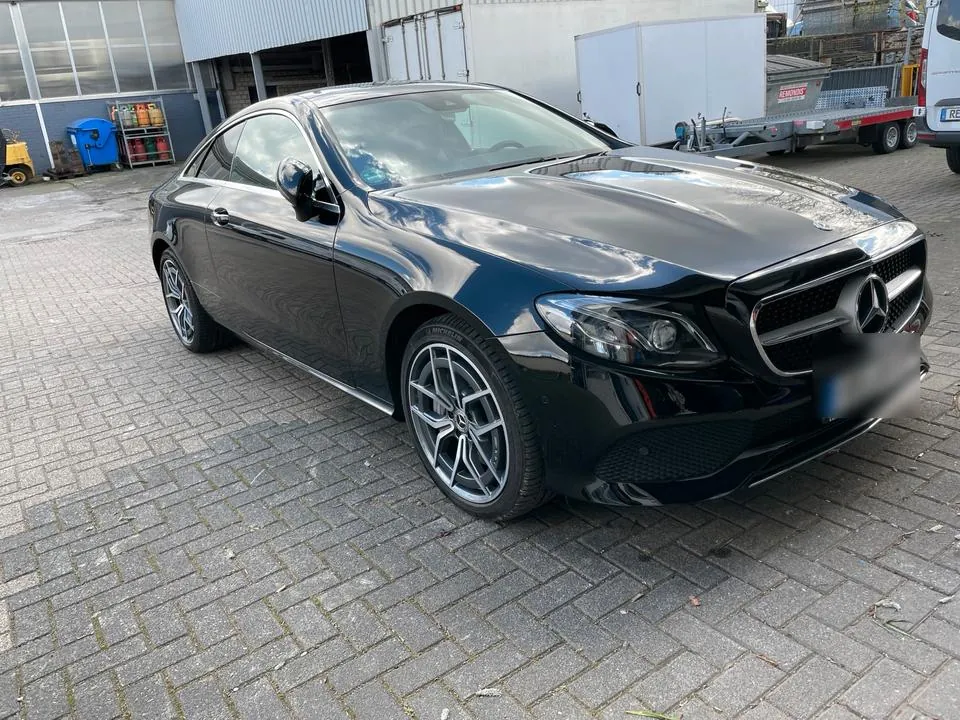 Mercedes-Benz E400 Coupe