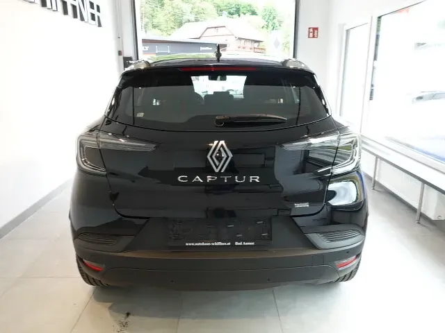 Renault Captur 2026 photo 3