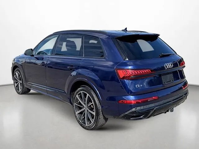 Audi Q7 2022 photo 4