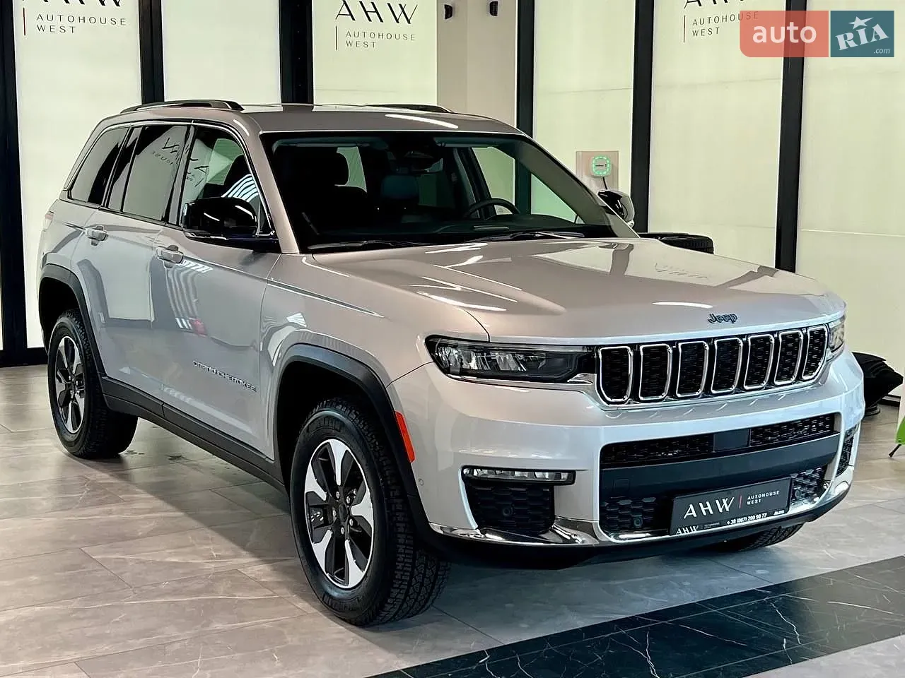 Jeep Grand Cherokee 2022 photo 2