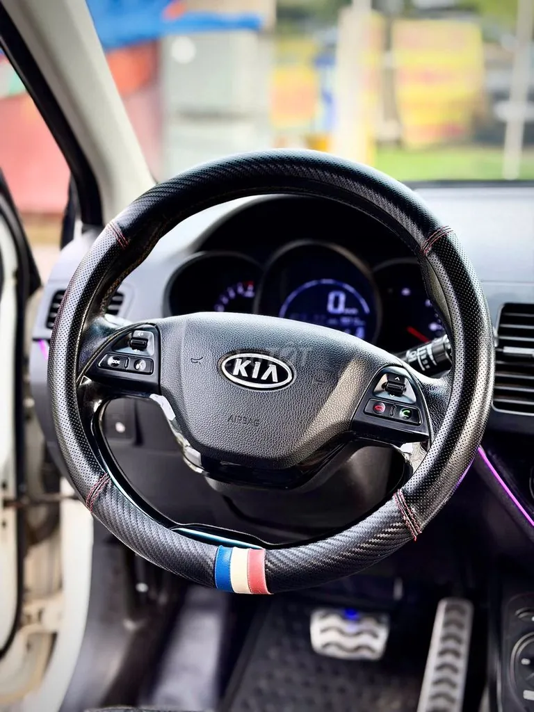 Kia Morning 2012 photo 3
