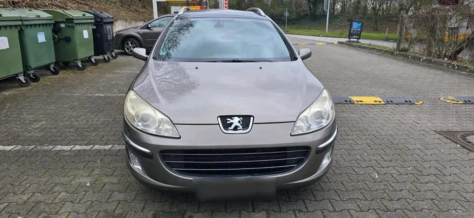 Peugeot 406