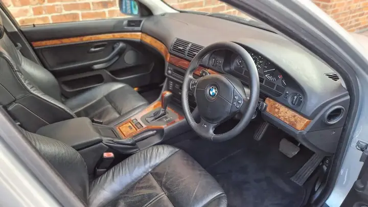 BMW 5 Series 1999 photo 5