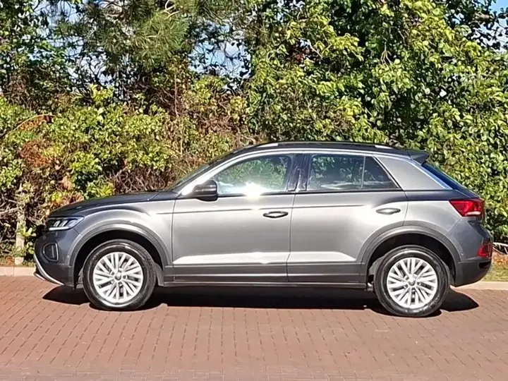 Volkswagen T-Roc 2022 photo 4