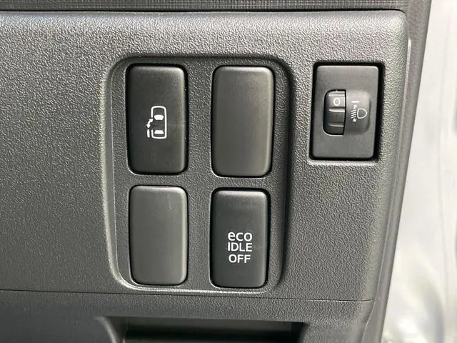 Daihatsu Tanto 2012 photo 4