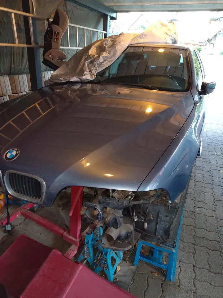 BMW 530I