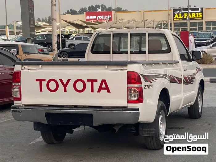 Toyota Hilux 2014 photo 4