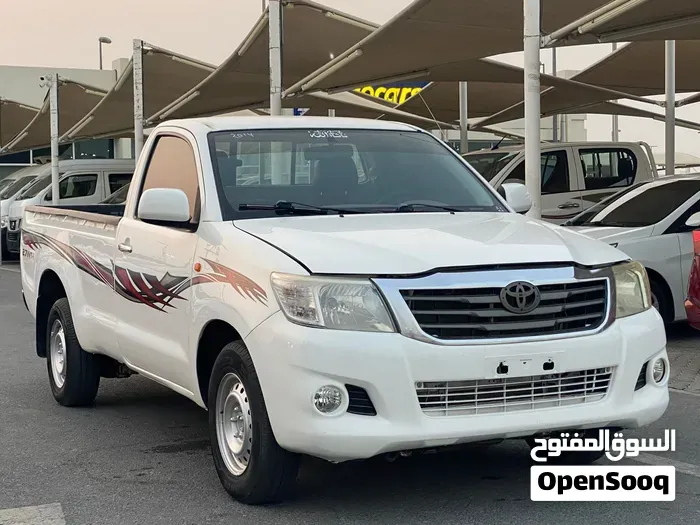 Toyota Hilux 2014 photo 2