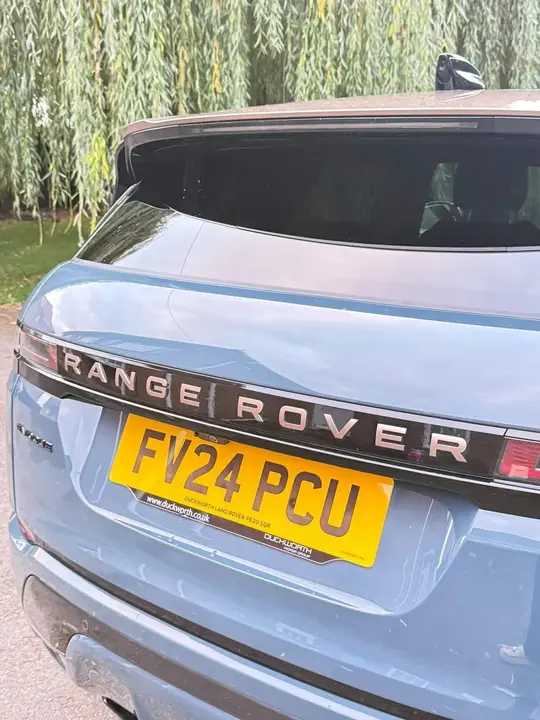 Land Rover Range Rover Evoque 2024 photo 2