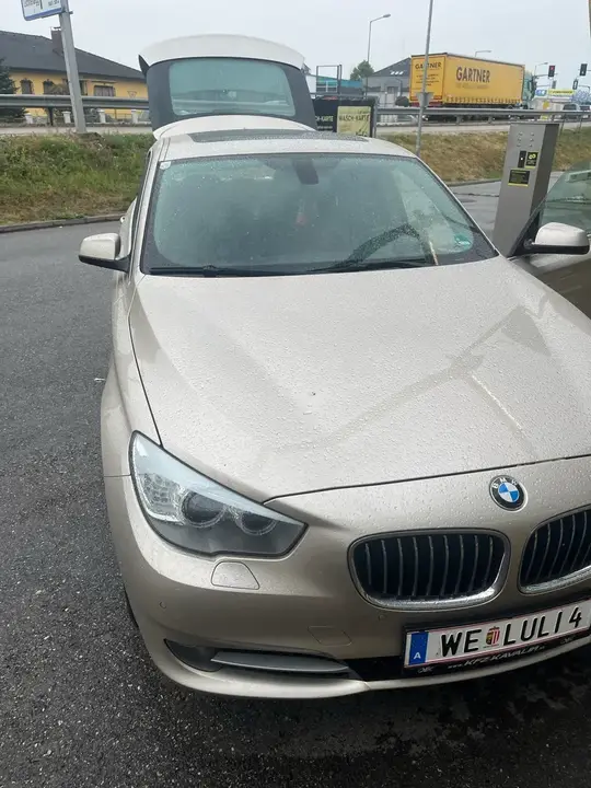 BMW 520 Gt 2012 photo 2