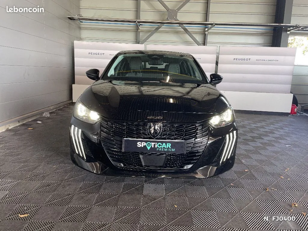 Peugeot 208 2025 photo 3