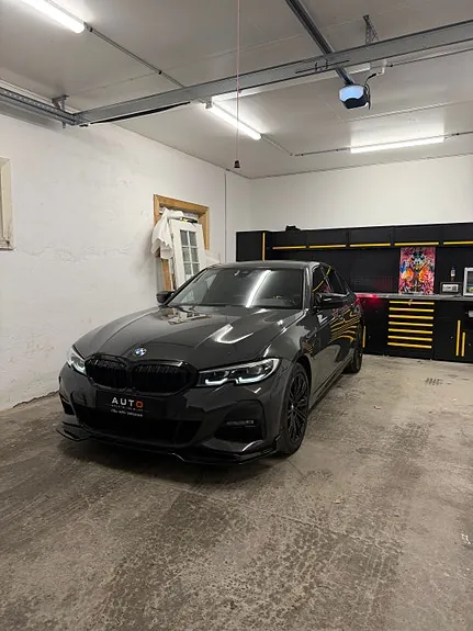 BMW 330E