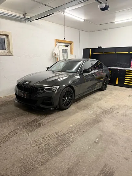 BMW 330E 2019 photo 3