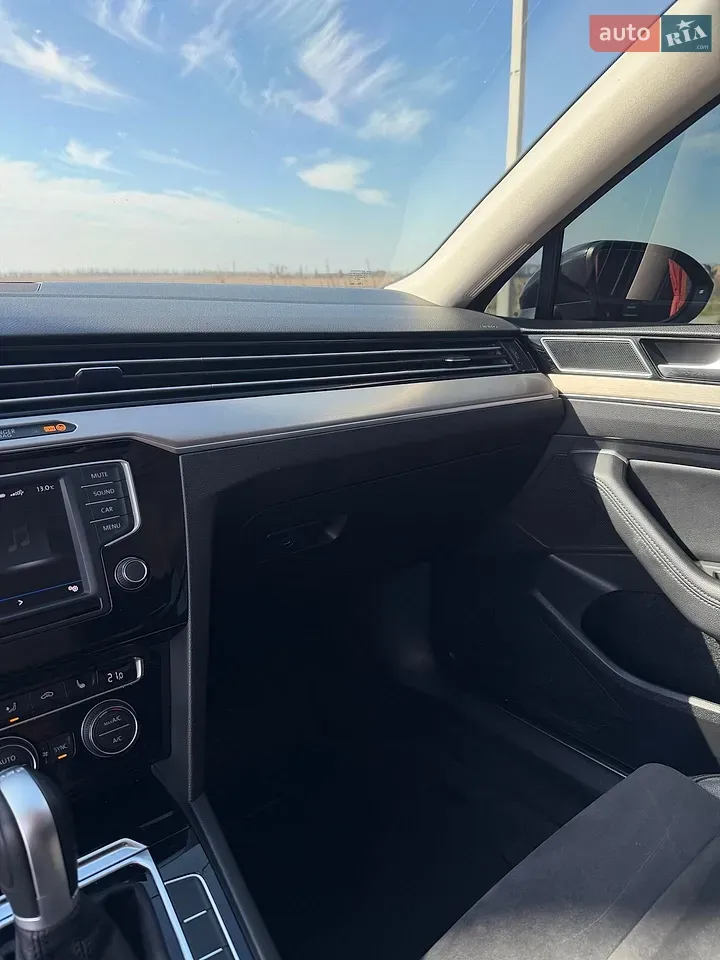Volkswagen Passat 2017 photo 4