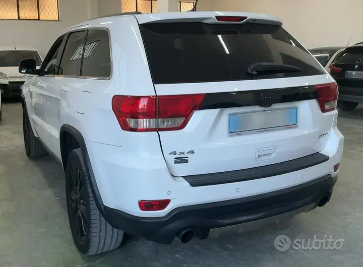 Jeep Grand Cherokee 2013 photo 2