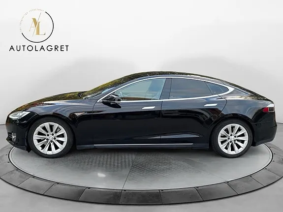Tesla Model S 2015 photo 2