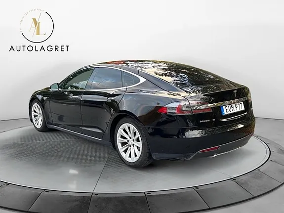 Tesla Model S 2015 photo 3