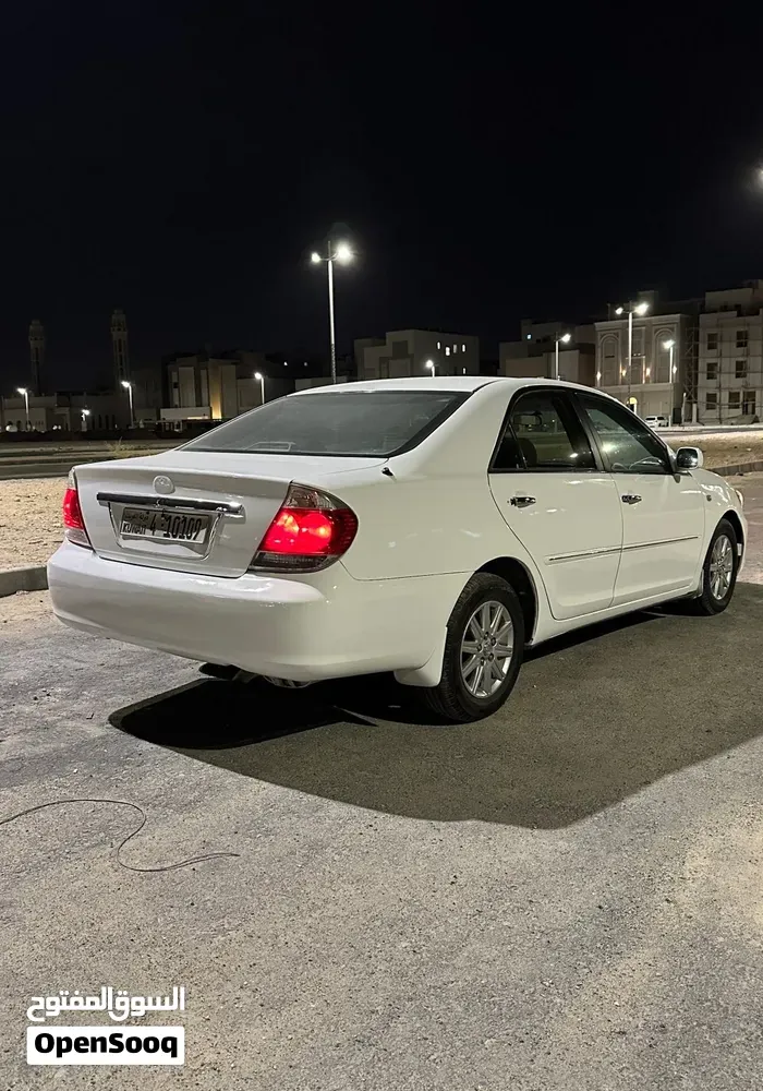 Toyota Camry 2005 photo 2