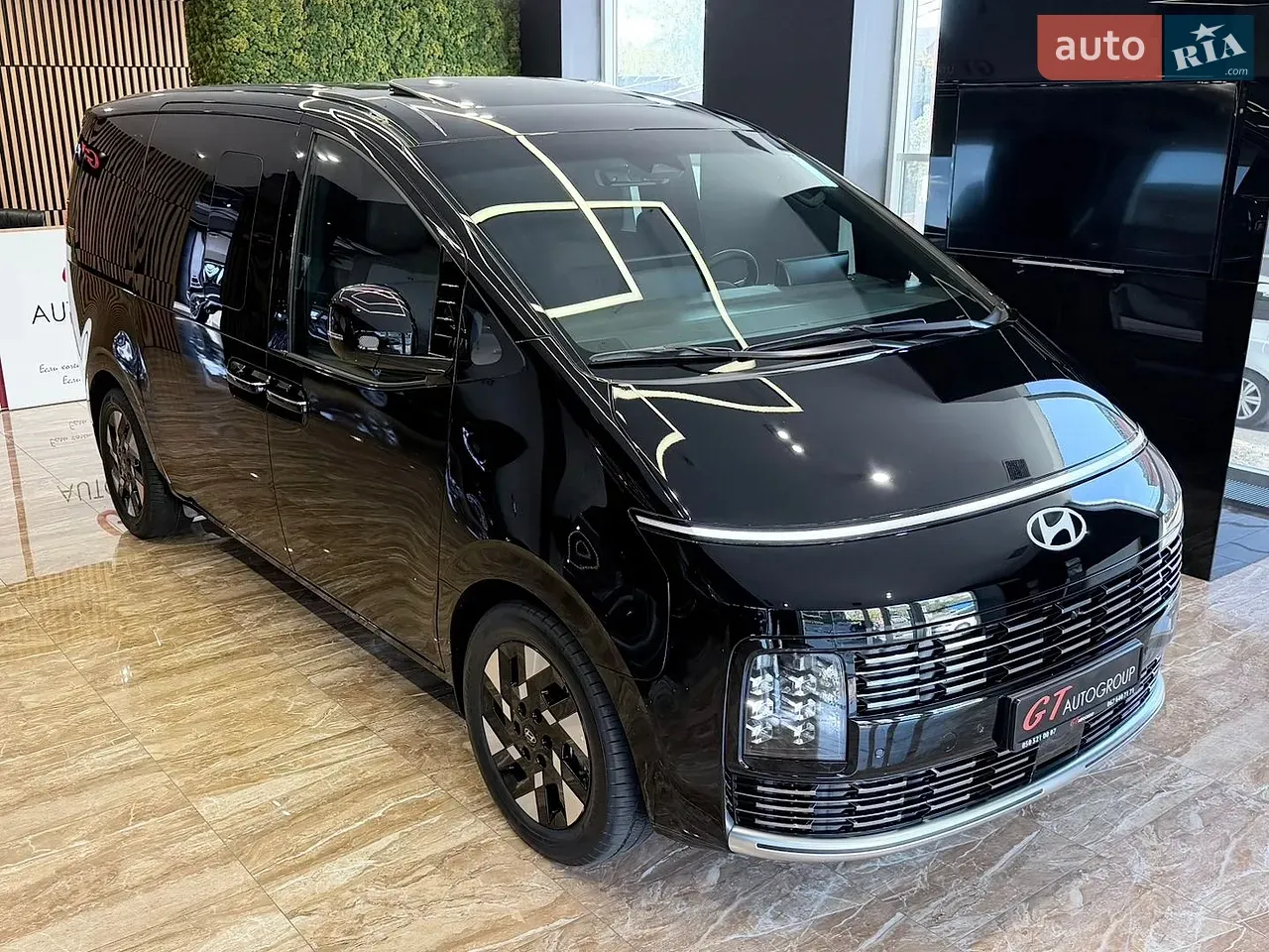 Hyundai Staria 2026 photo 5