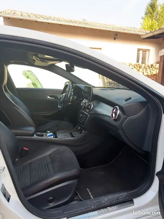 Mercedes-Benz Cla 2015 photo 3