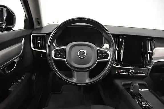 Volvo V90 2022 photo 2