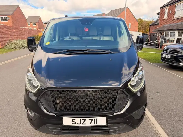 Ford Tourneo Custom 2021 photo 4