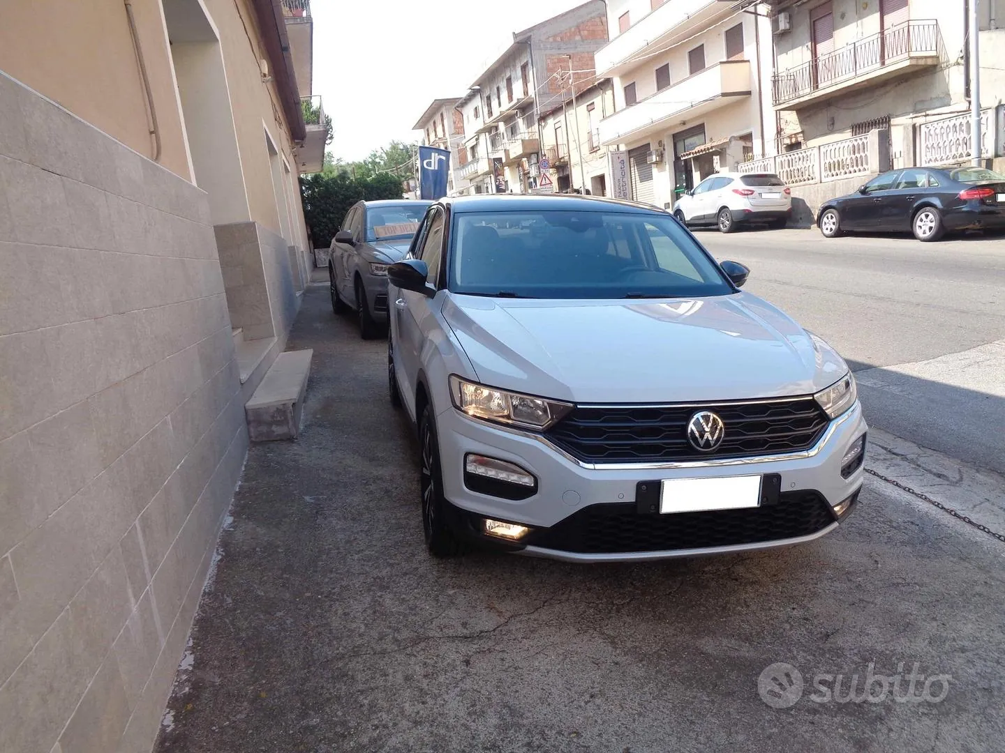 Volkswagen T-Roc 2020 photo 2