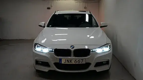 BMW 320D 2016 photo 2