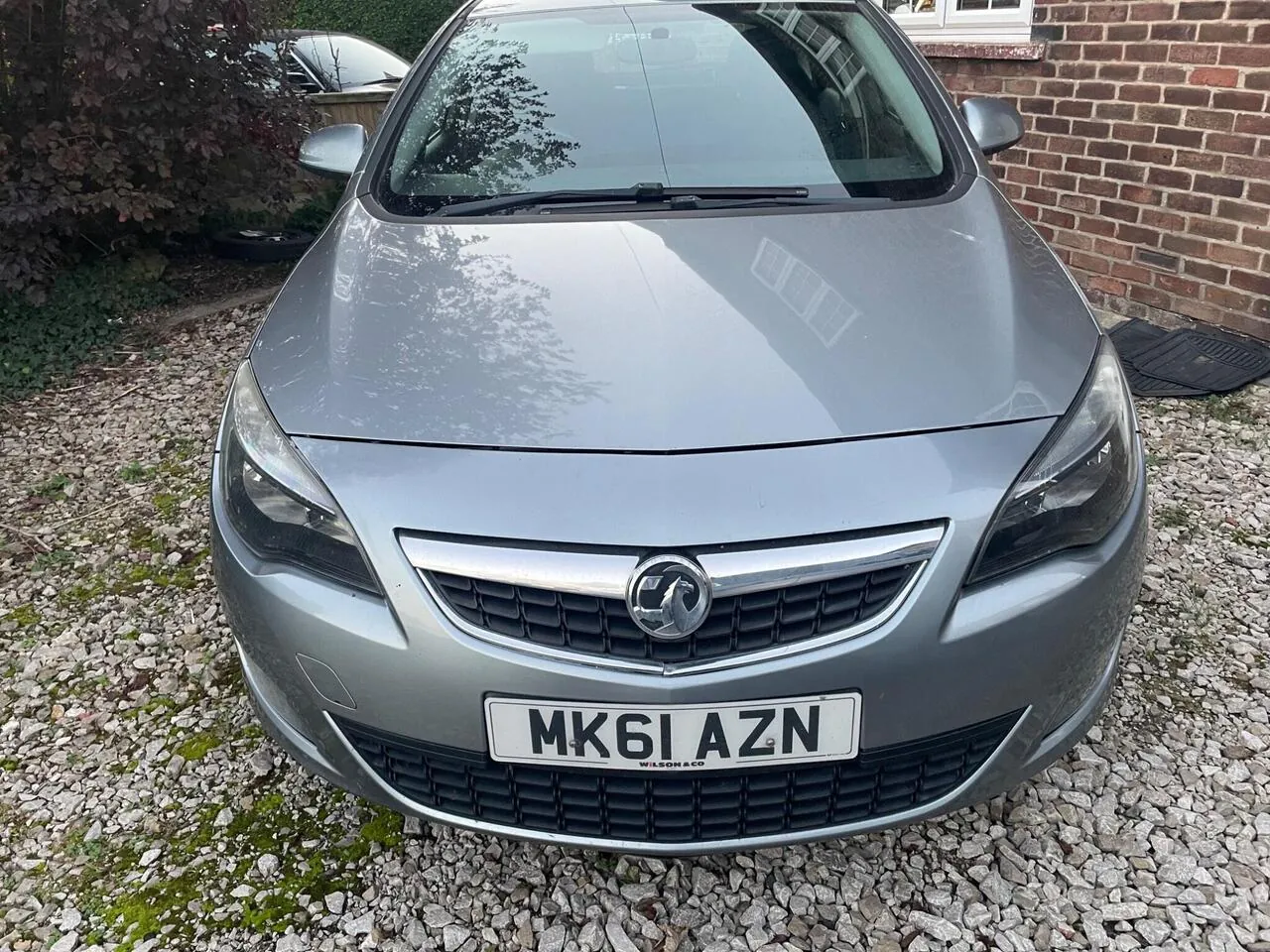 Vauxhall Astra 2011 photo 3