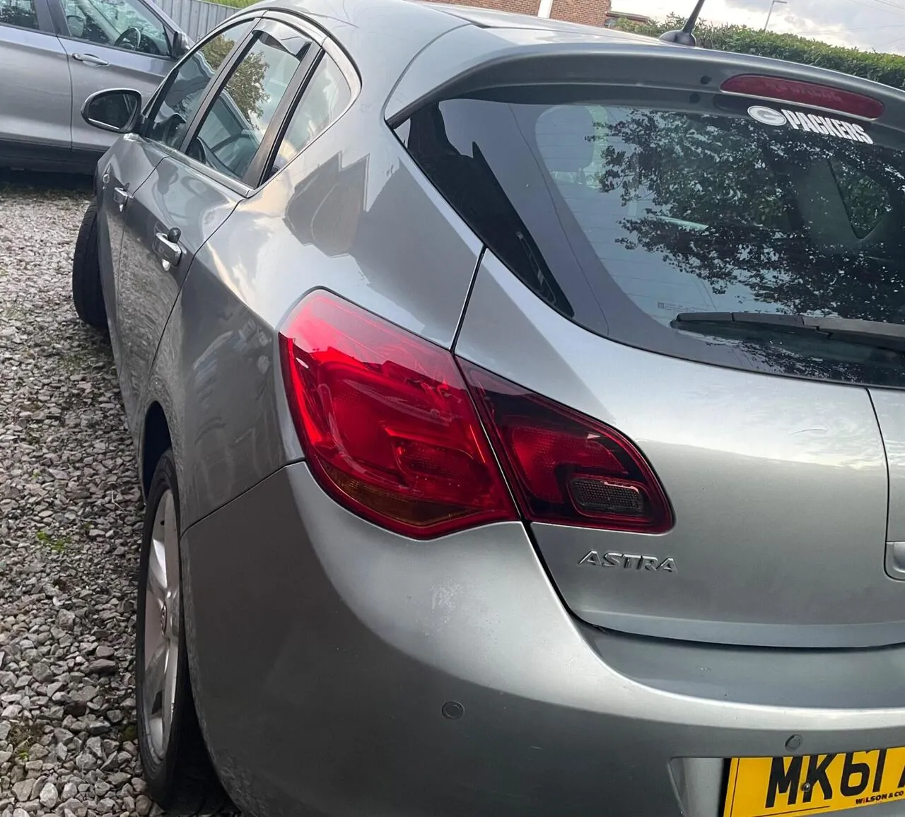 Vauxhall Astra 2011 photo 4