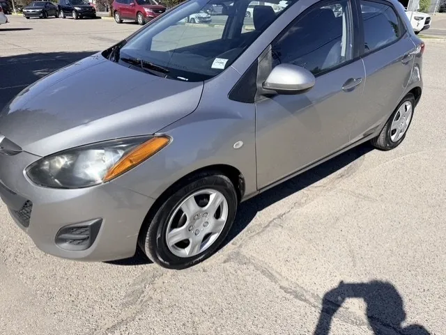 Mazda Mazda2