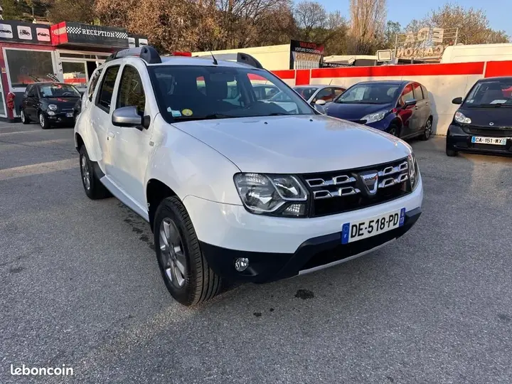 Dacia Duster 2014 photo 2