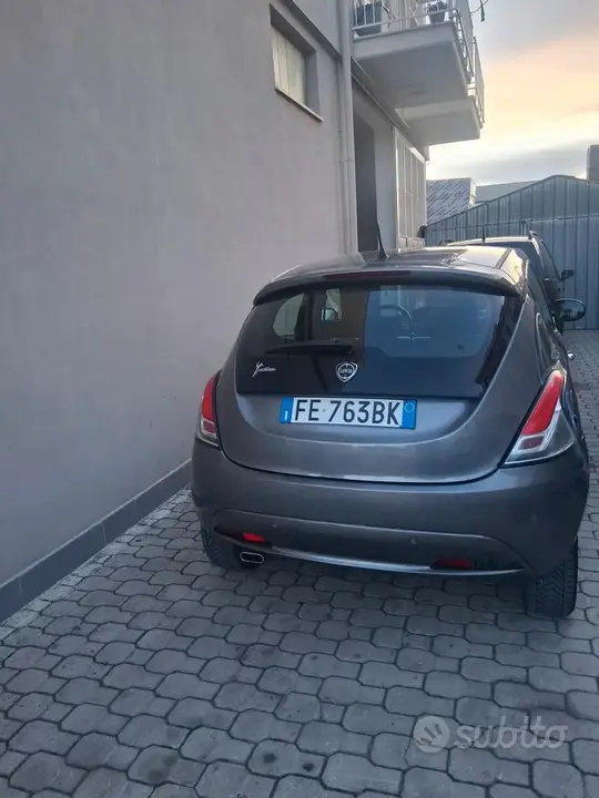 Lancia Ypsilon 2016 photo 4