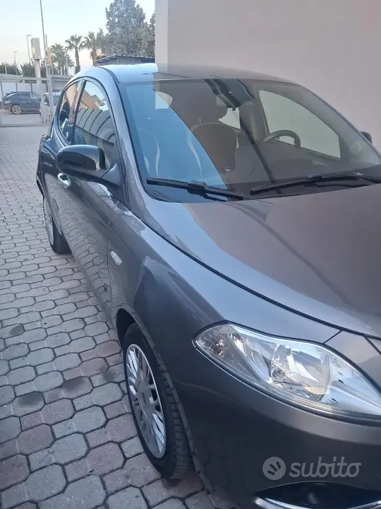 Lancia Ypsilon 2016 photo 3