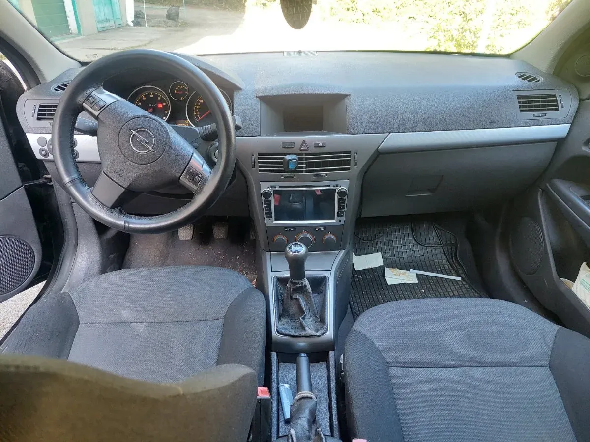 Opel Astra 2006 photo 3
