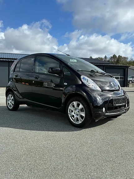 Peugeot Ion 2017 photo 3
