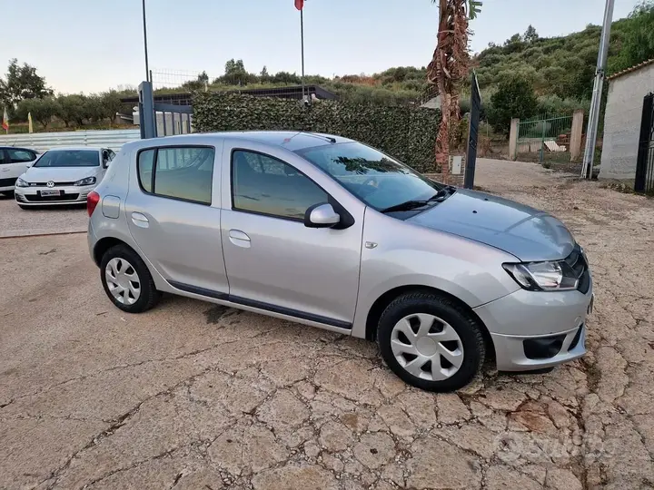 Dacia Sandero 2015 photo 5