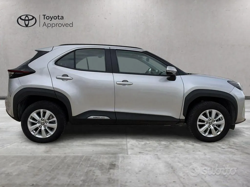 Toyota Yaris Cross 2025 photo 4