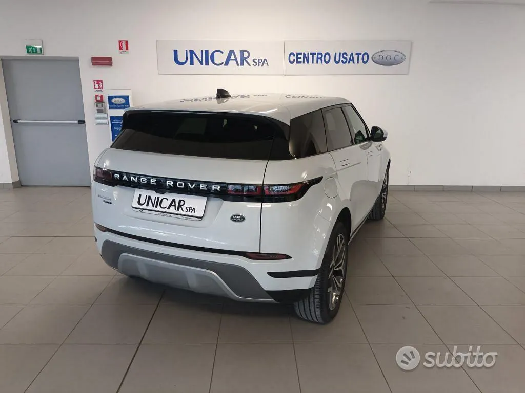 Land Rover Range Rover Evoque 2019 photo 2