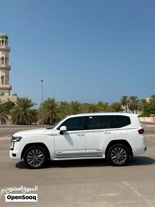 Toyota Land Cruiser 2024 photo 4