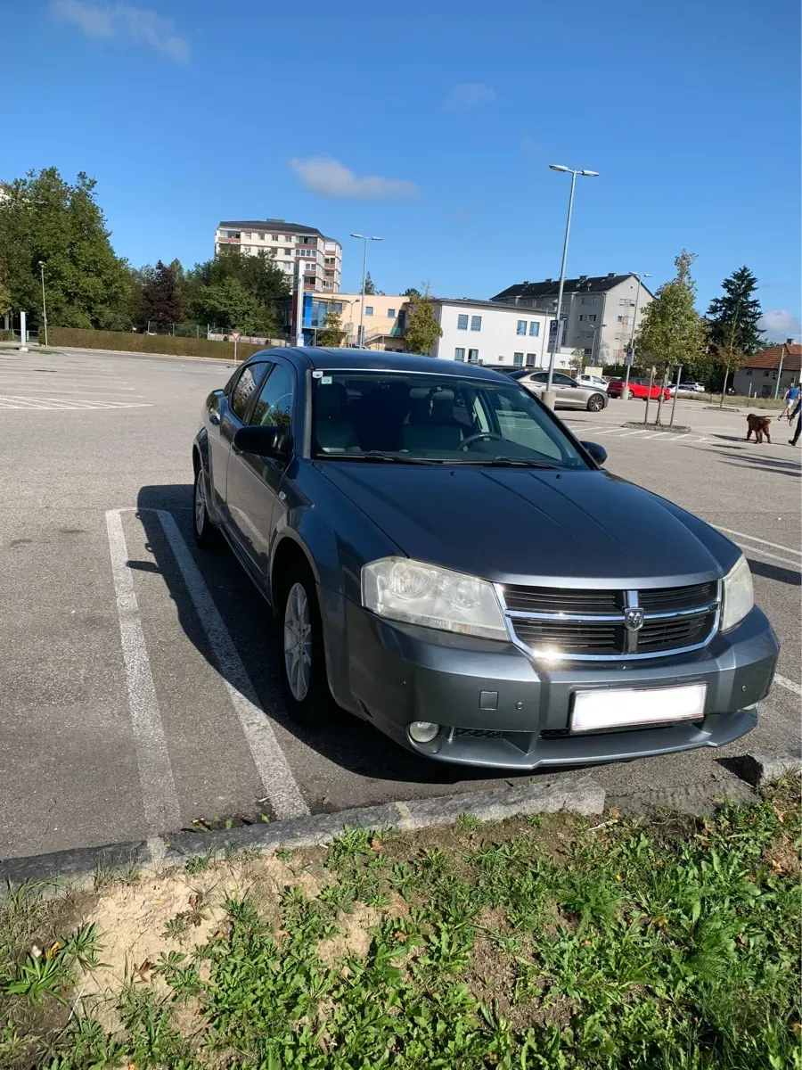 Dodge Avenger 2009 photo 3